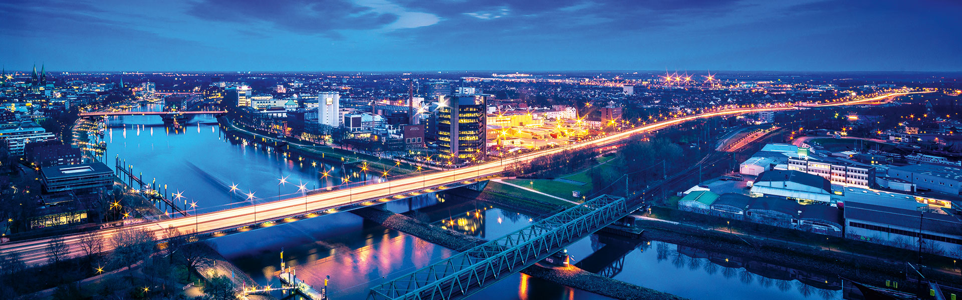Lampe & Schwartze Group: Germany's market leader for complex risks and special coverage concepts Bremen by night—the headquarters of the Lampe & Schwartze Group, Germany's market leader for complex risks and special cover concepts