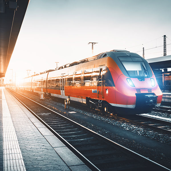 Unsere Branchenkompetenz: Erste Klasse für Ihr Risikomanagement im Schienenverkehr Unsere Branchenkompetenz: Erste Klasse für Ihr Risikomanagement im Schienenverkehr